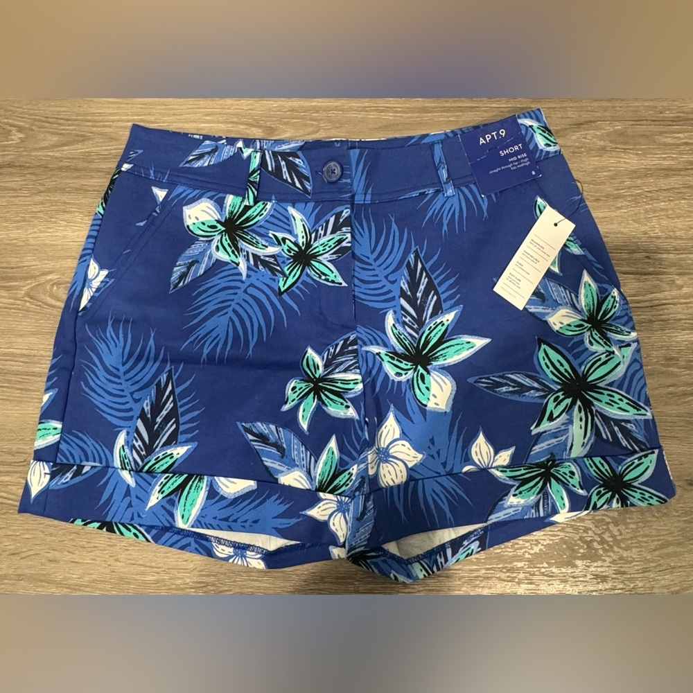 Apt. 9 Floral Shorts Size 8 New With Tags